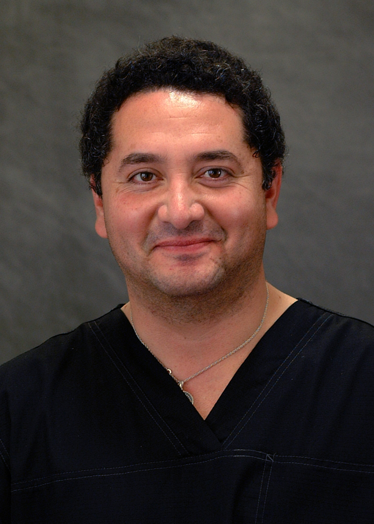 Dr. Claudio Gutierrez