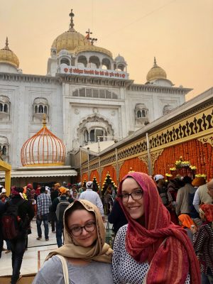 Students on the India and Social Justice study abroad program.