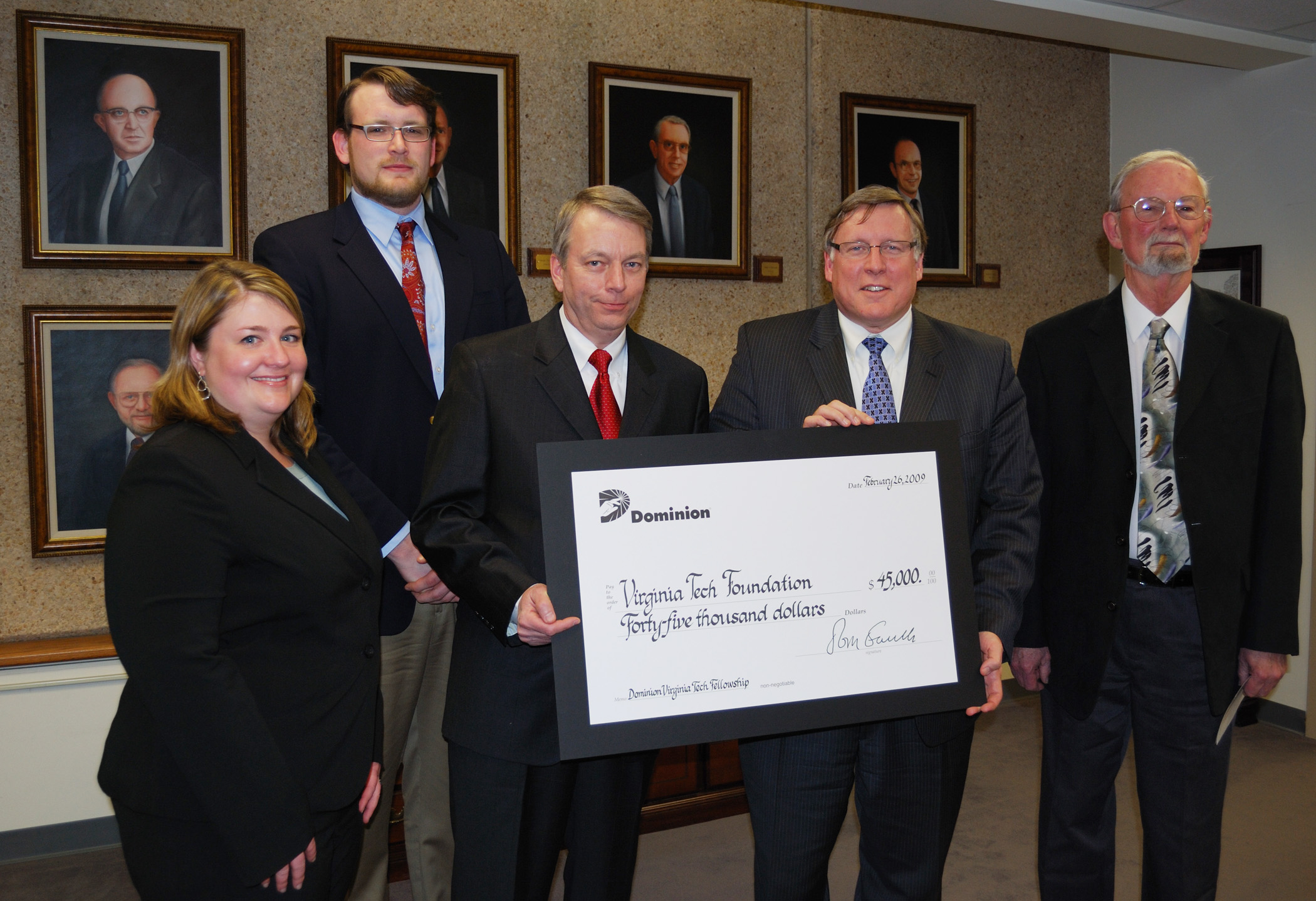 Dominion Virginia Power donates smart-grid equipment to engineering program; launches $45,000 fellowship 