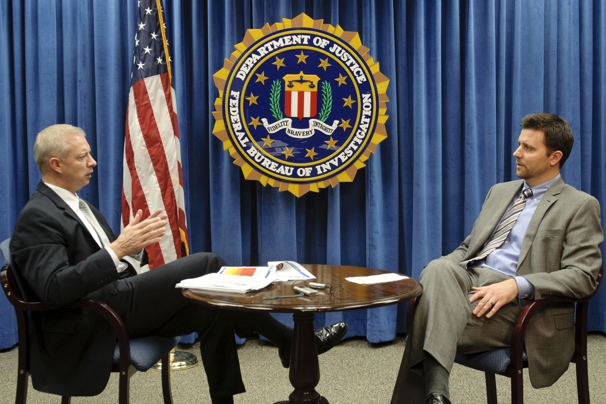 Pamplin alumnus and FBI assistant director Gordon Snow and Wade Baker, director of risk intelligence at Verizon and a Pamplin doctoral student, discuss cybersecurity topics.