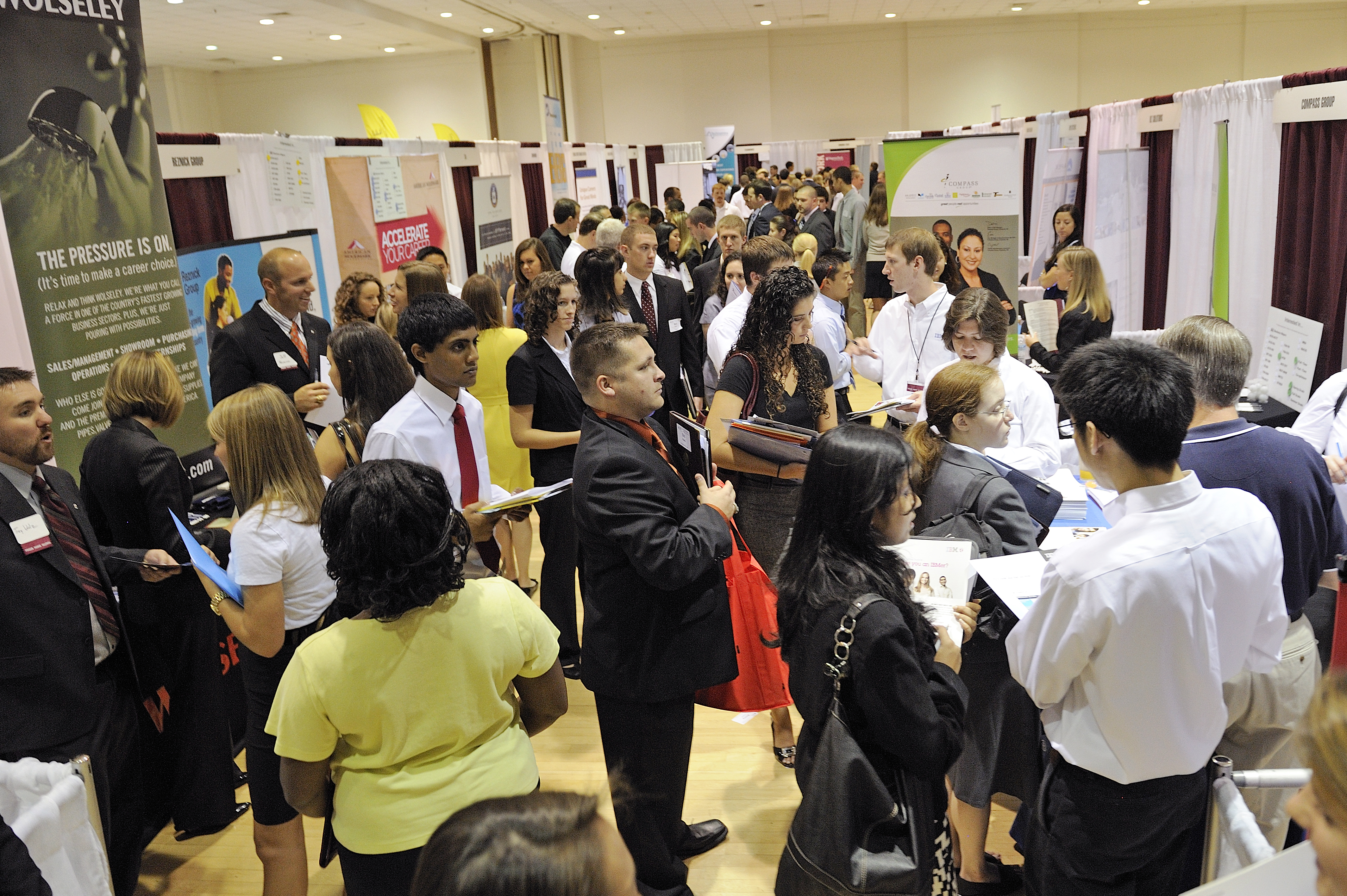 Students and employers meet one another at the Business Horizons career fair.