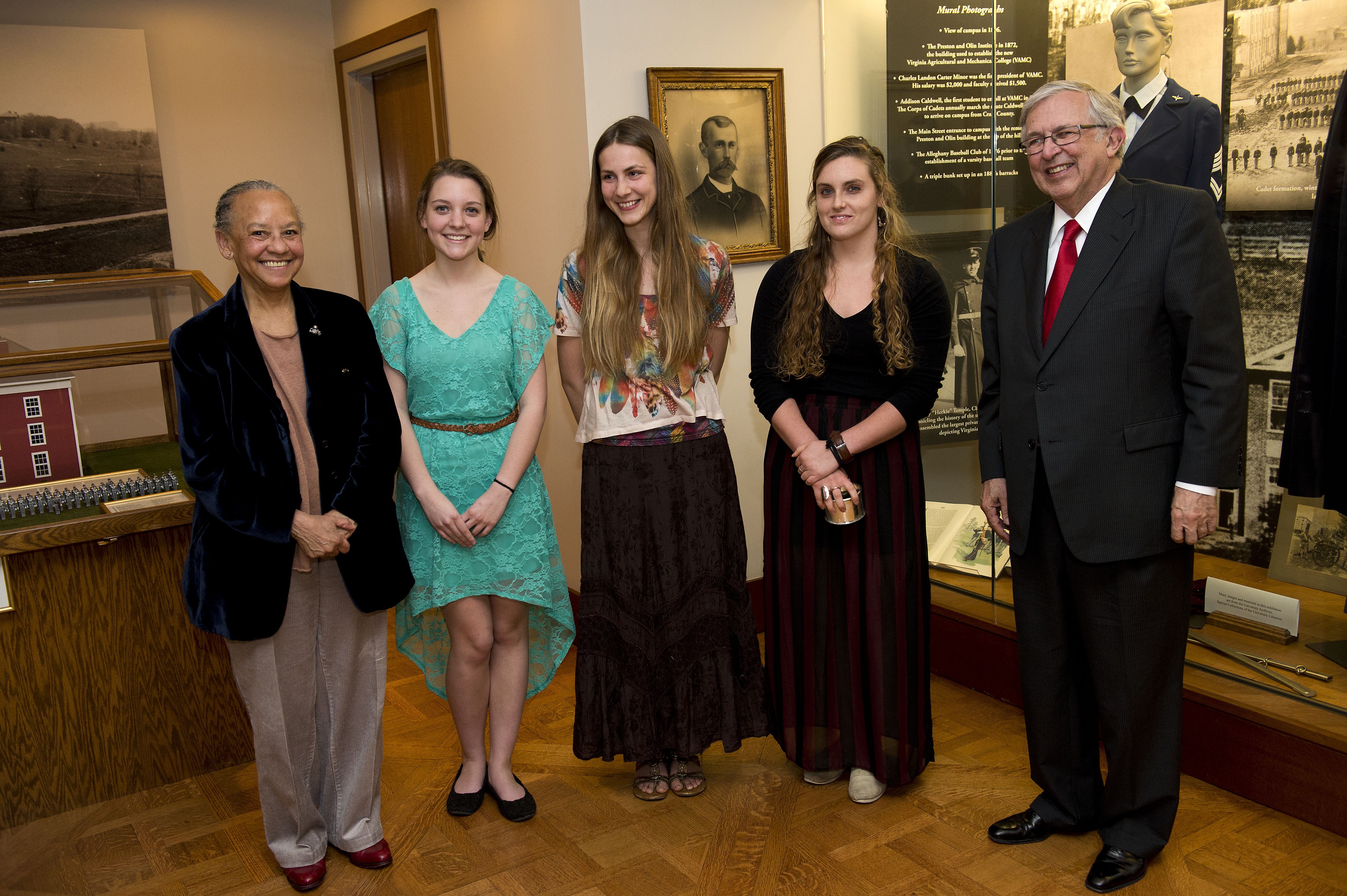 Nikki Giovanni, Emily Blair, Jenna Smith, Alaina Brown, and Virginia Tech President Charles W. Steger