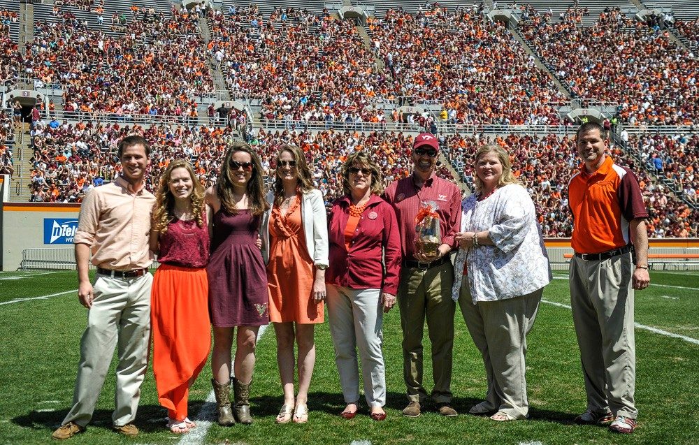 Thomas Clements; Heather Hicks; Mikayla Meyer; Amanda Clements; Faith Hicks; Alan Hicks; Patty Perillo, vice president of Student Affairs; and Rick Sparks, associate dean, New Student and Family Programs