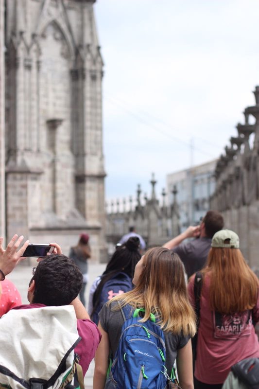 The students take in the Basílica del Voto Nacional in Quito.