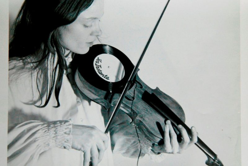 Laurie Anderson violin