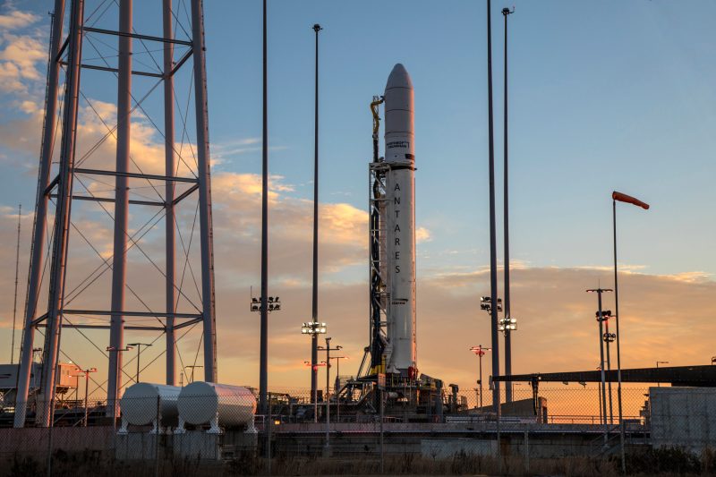 Image of spacecraft on the launch pad 