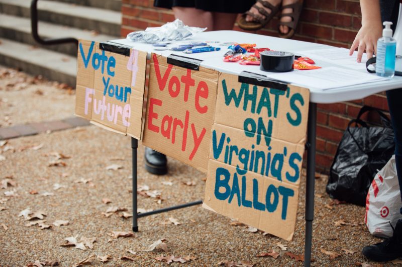 Student voting table outside of Squires.